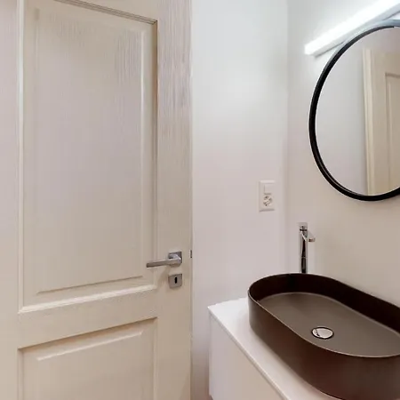 公寓 Au Reduit U06